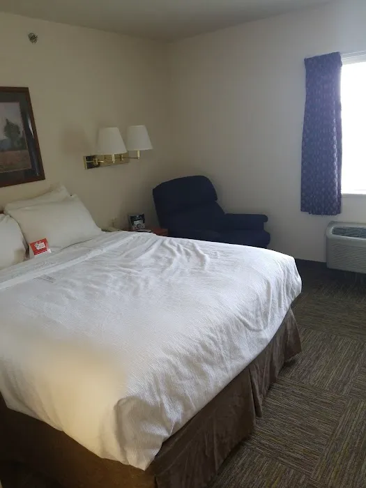 Candlewood Suites Appleton, an IHG Hotel 4