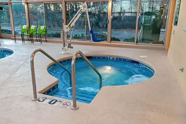 La Quinta Inn & Suites by Wyndham Stevens Point 4