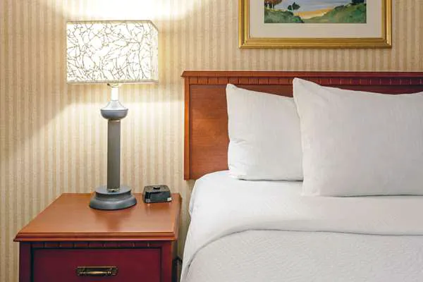 La Quinta Inn & Suites by Wyndham Stevens Point 4