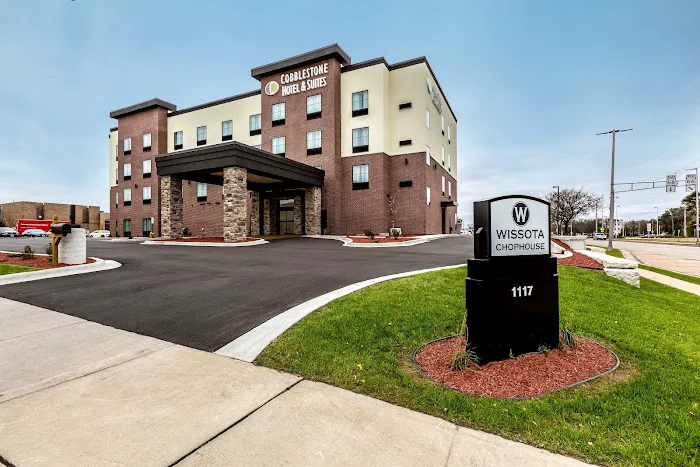 Cobblestone Hotel & Suites - Stevens Point 4