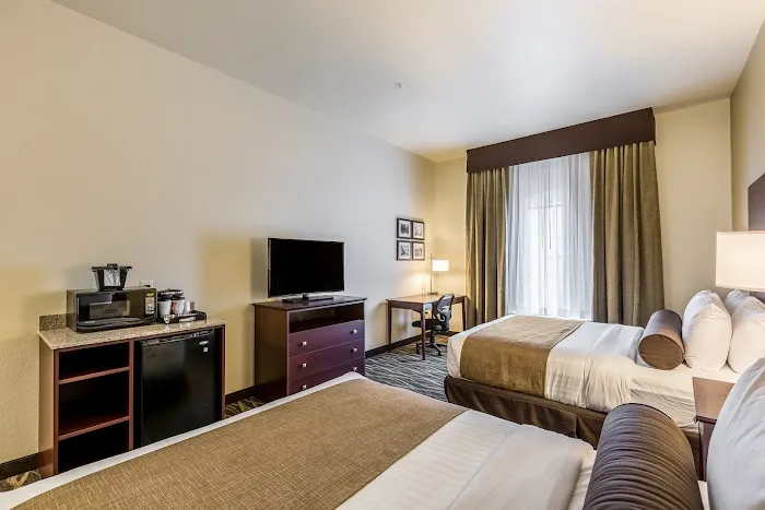 Cobblestone Hotel & Suites - Stevens Point 4
