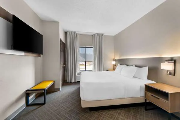 Comfort Suites Stevens Point 4