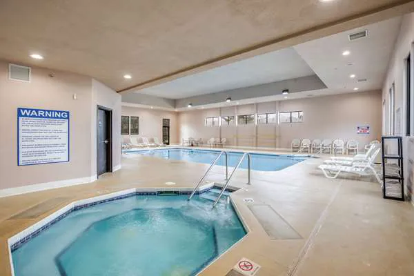 Comfort Suites Stevens Point 4