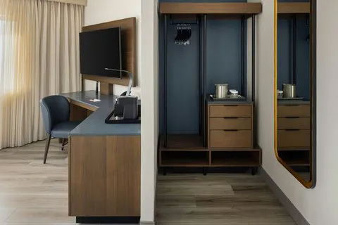 Oshkosh Marriott Waterfront Hotel & Convention Center 4