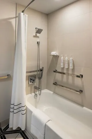 Oshkosh Marriott Waterfront Hotel & Convention Center 4