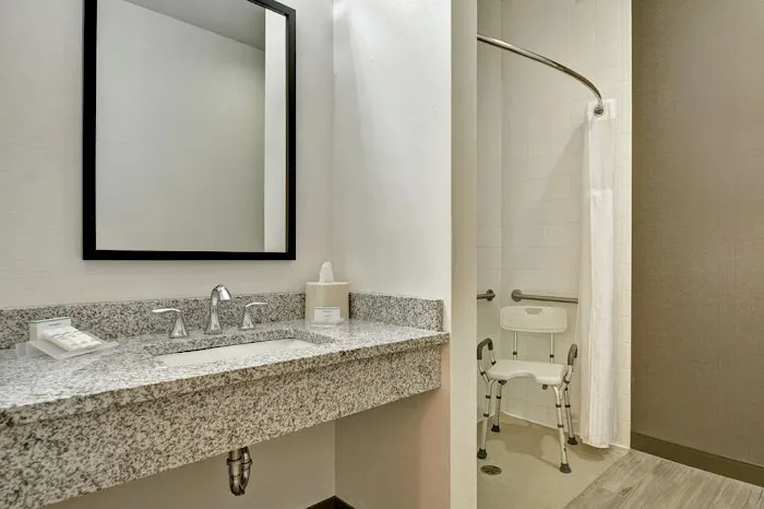Hilton Garden Inn Oshkosh 4