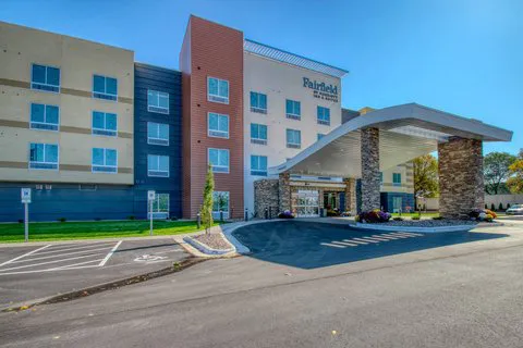 Fairfield Inn & Suites Appleton 4