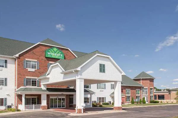 Wingate by Wyndham Appleton 4