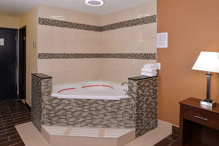 Quality Inn Appleton West 4