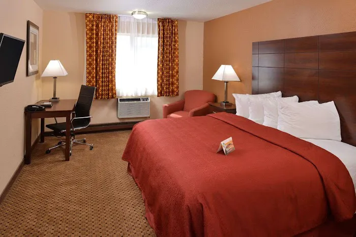 Quality Inn Appleton West 4