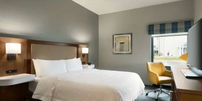 Hampton Inn Appleton-Fox River Mall Area