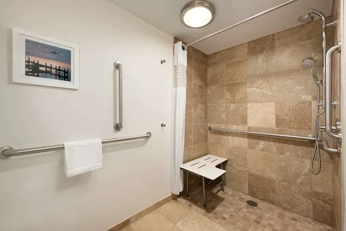 Hampton Inn Appleton-Fox River Mall Area 4