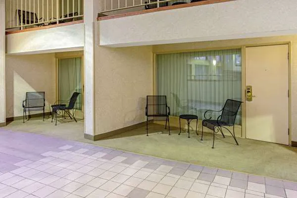Economy Inn Appleton Wisconsin 4