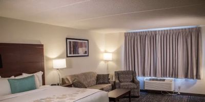 Cobblestone Suites - Oshkosh