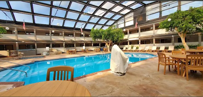 AmericInn by Wyndham Appleton Downtown 4