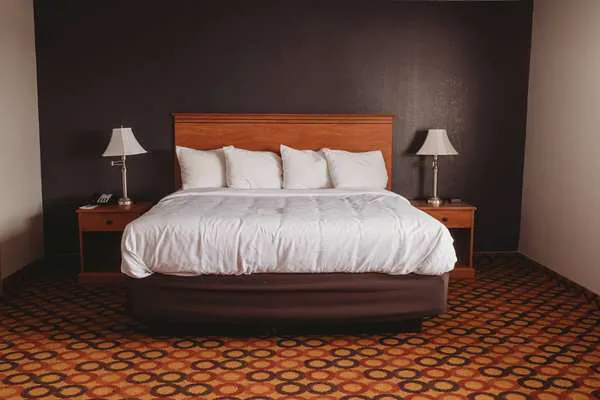 AmericInn by Wyndham Appleton Downtown 4