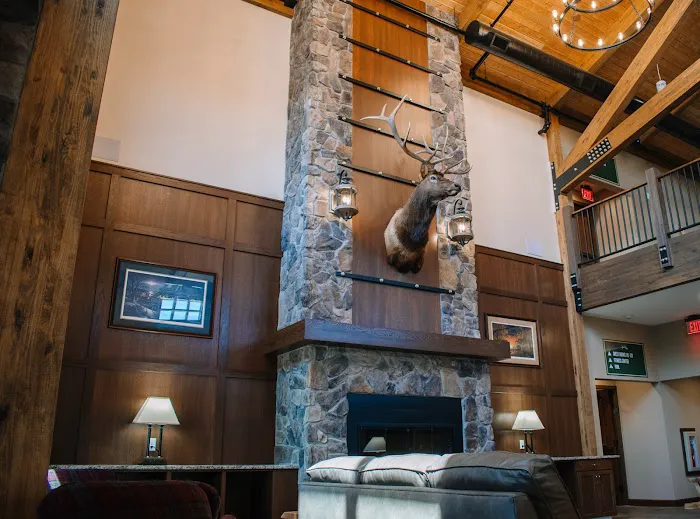 The Lodge at Mauston 4