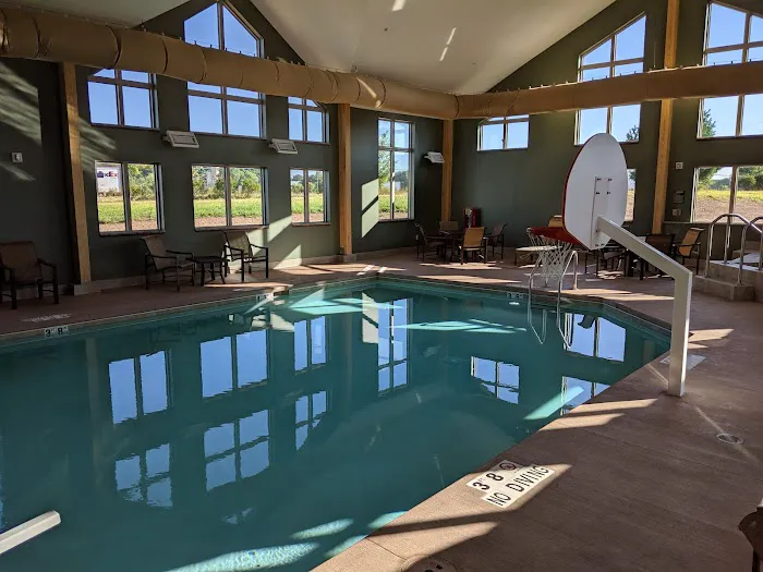 The Lodge at Mauston 4
