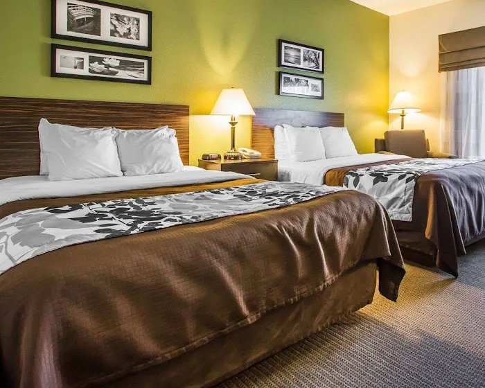Sleep Inn & Suites 4