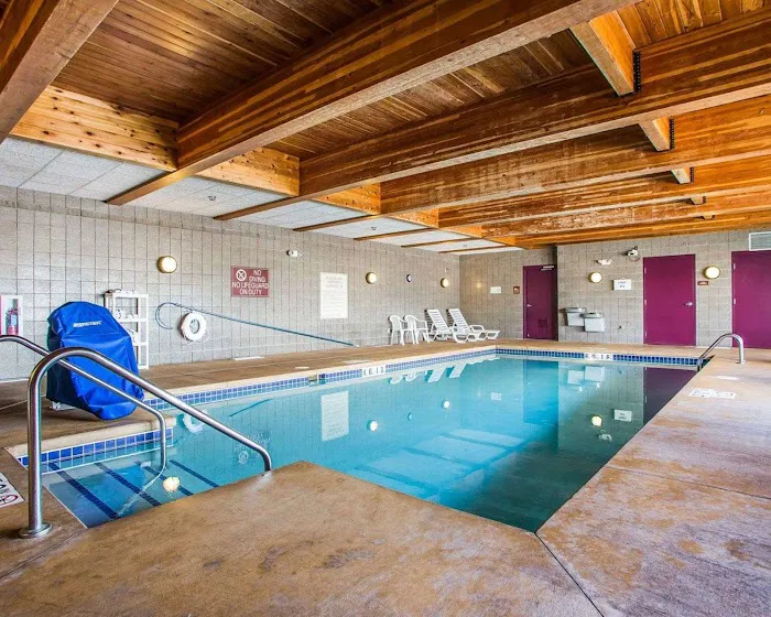 Sleep Inn & Suites 4