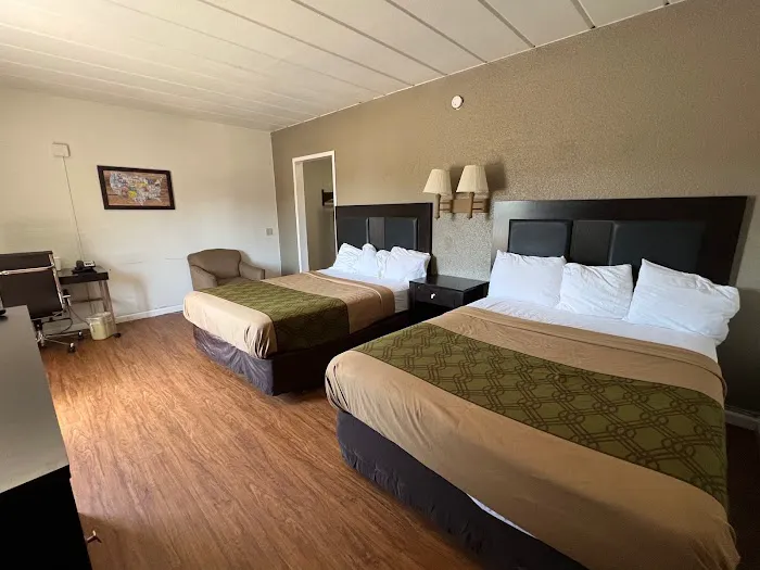 Posh Inn & Suites 4
