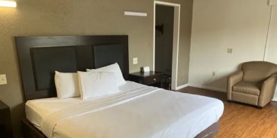 Posh Inn & Suites