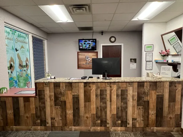Posh Inn & Suites 4