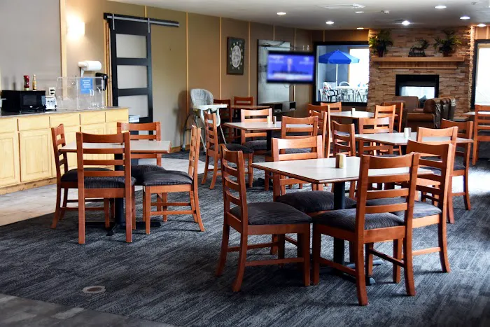 Hotel Hillsboro 4