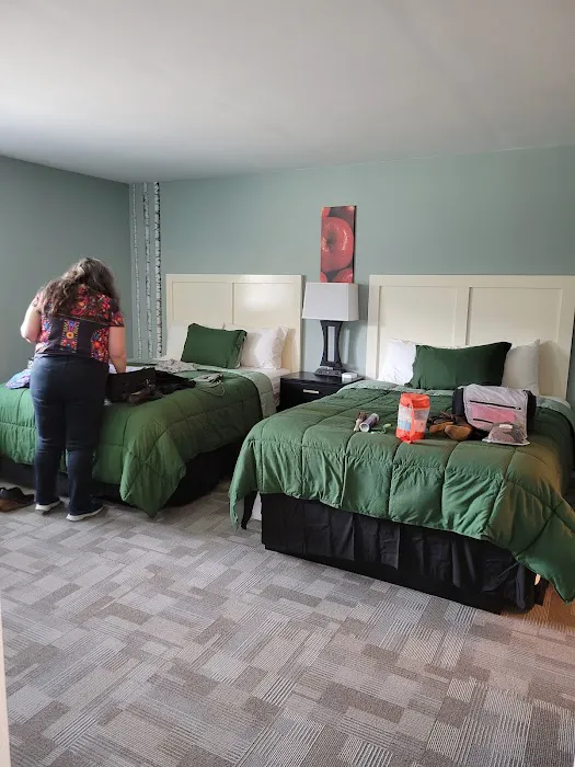 Hotel 4