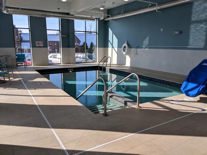 Holiday Inn Express & Suites Platteville by IHG 5