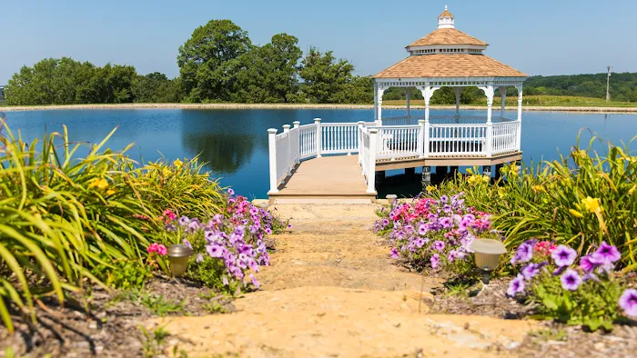 Le Fevre Inn & Resort 4