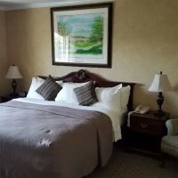 Irish Cottage Inn & Suites ico