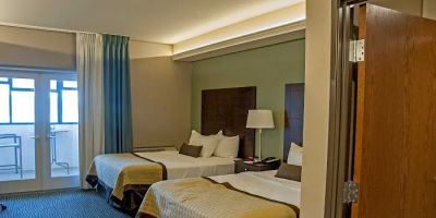 Off Shore Inn & Suites