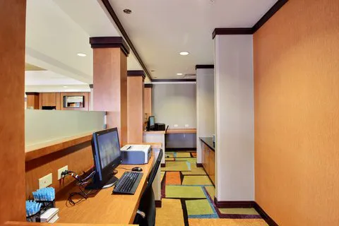 Fairfield Inn & Suites Milwaukee Airport 4