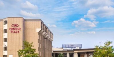 Crowne Plaza Milwaukee South by IHG