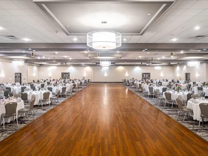 Crowne Plaza Milwaukee South by IHG 5