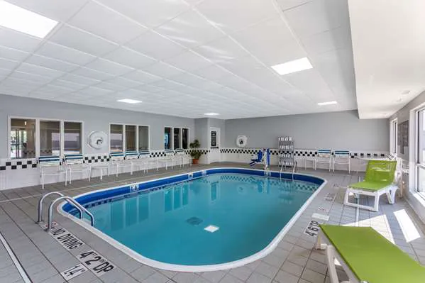 Comfort Inn Gurnee near Six Flags 4