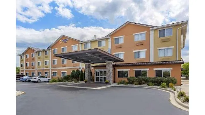 Comfort Inn Gurnee near Six Flags 4