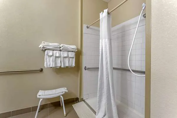 Comfort Inn Gurnee near Six Flags 4