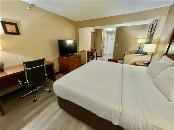Comfort Inn Gurnee near Six Flags 4