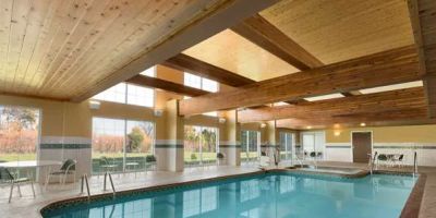 Country Inn & Suites by Radisson, Milwaukee Airport, WI
