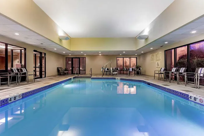 Hampton Inn Milwaukee-Airport 5