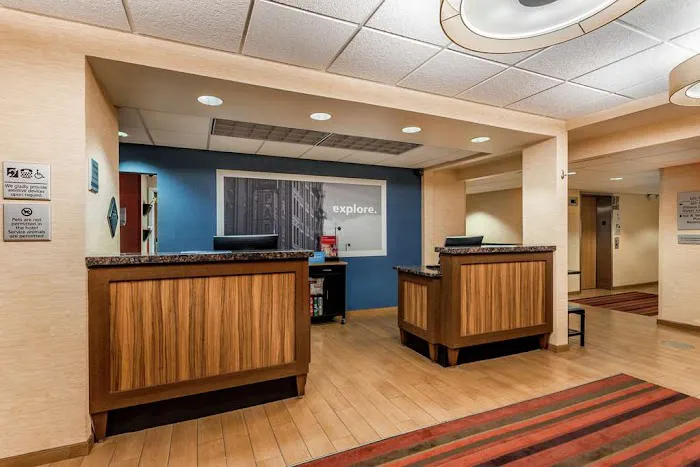 Hampton Inn Milwaukee-Airport 5