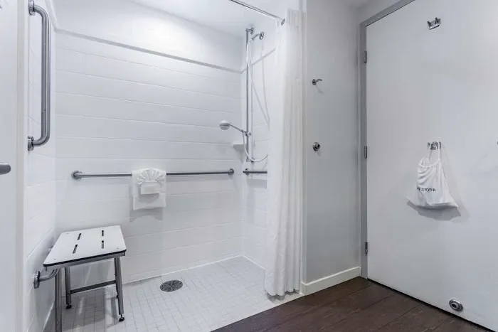Hampton Inn Milwaukee-Airport 5
