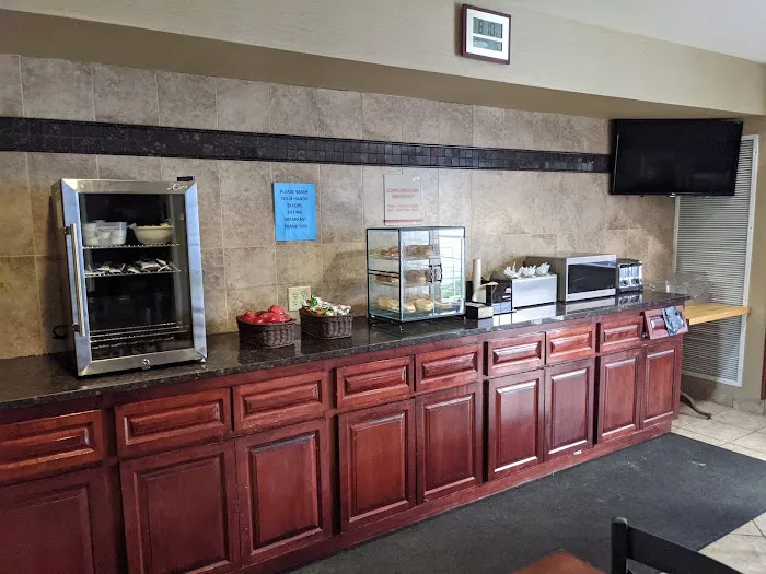 Hawthorn Extended Stay by Wyndham Milwaukee Airport 4