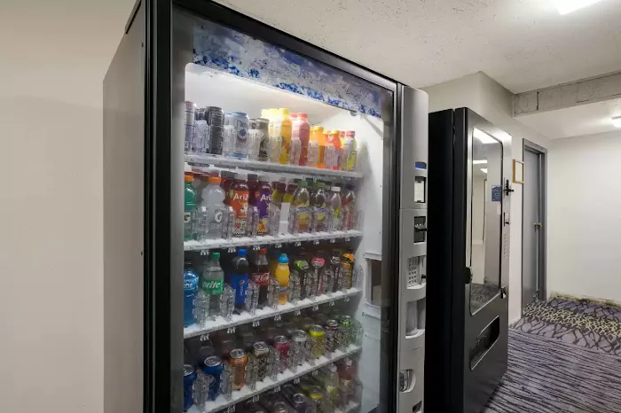 Rodeway Inn & Suites Milwaukee Airport 5