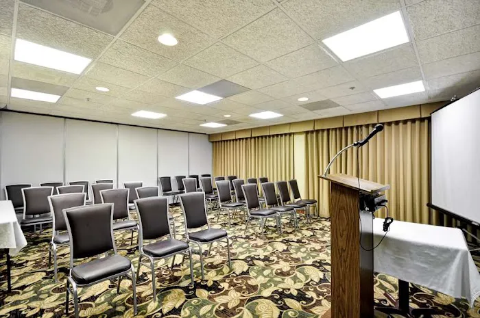 Hampton Inn Chicago/Gurnee 4