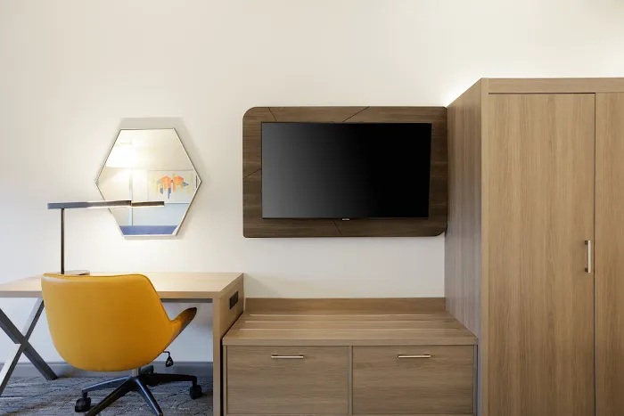 Holiday Inn Express & Suites Pleasant Prairie / Kenosha by IHG 4