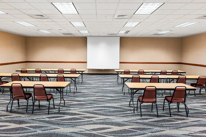Boarders Inn & Suites by Cobblestone Hotels - Shawano 4