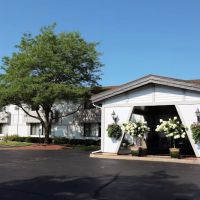 Shawano Four Seasons Hotel ico